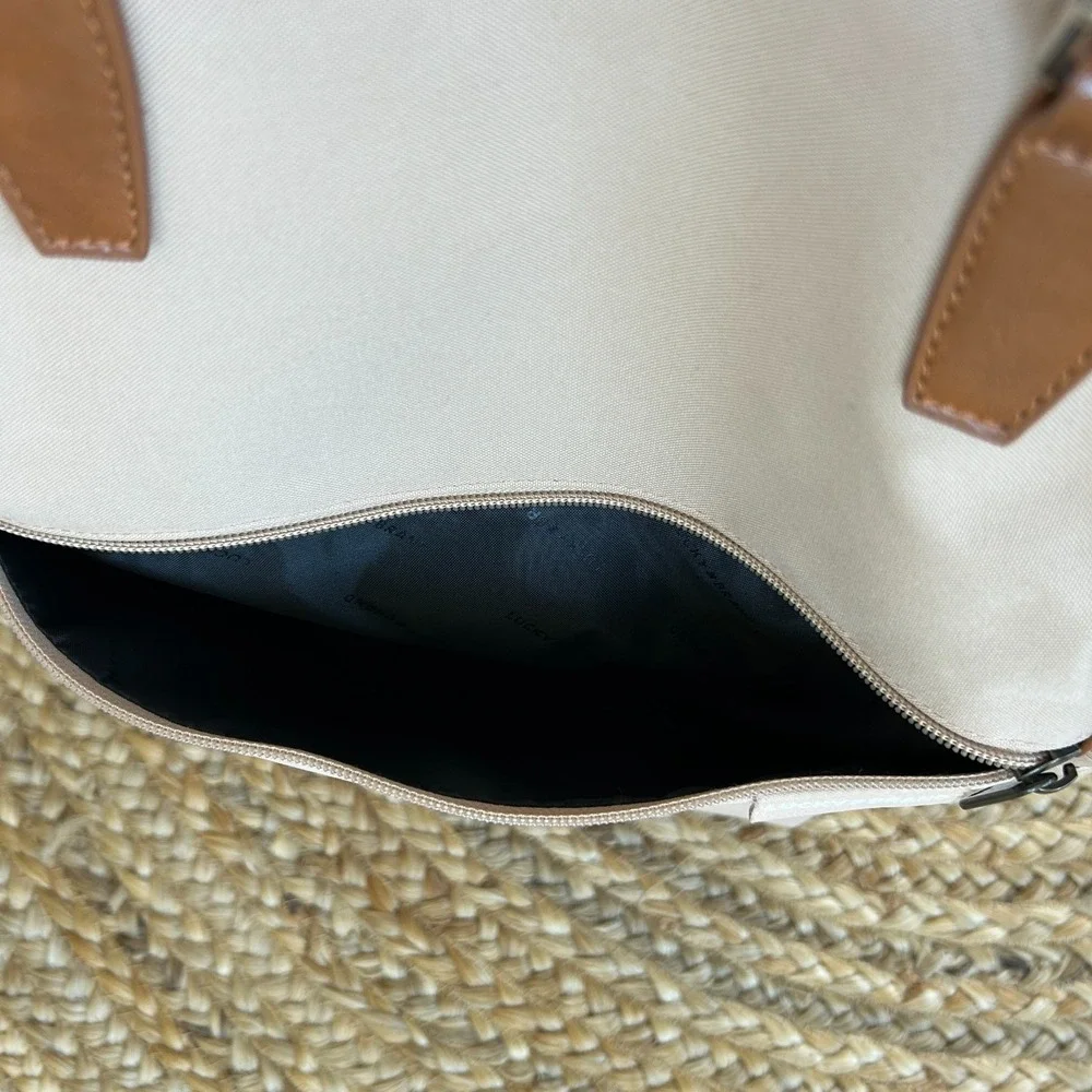 Lucky Brand Laptop Backback‎ Tan Beige Zipper Luggage Strap - Picture 7 of 7
